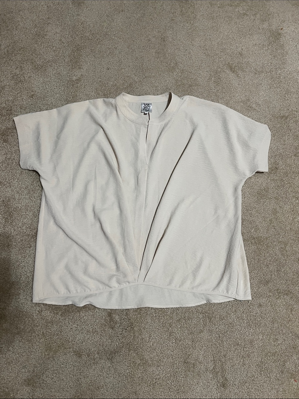 Ivy Jane Short Sleeve Cream Top